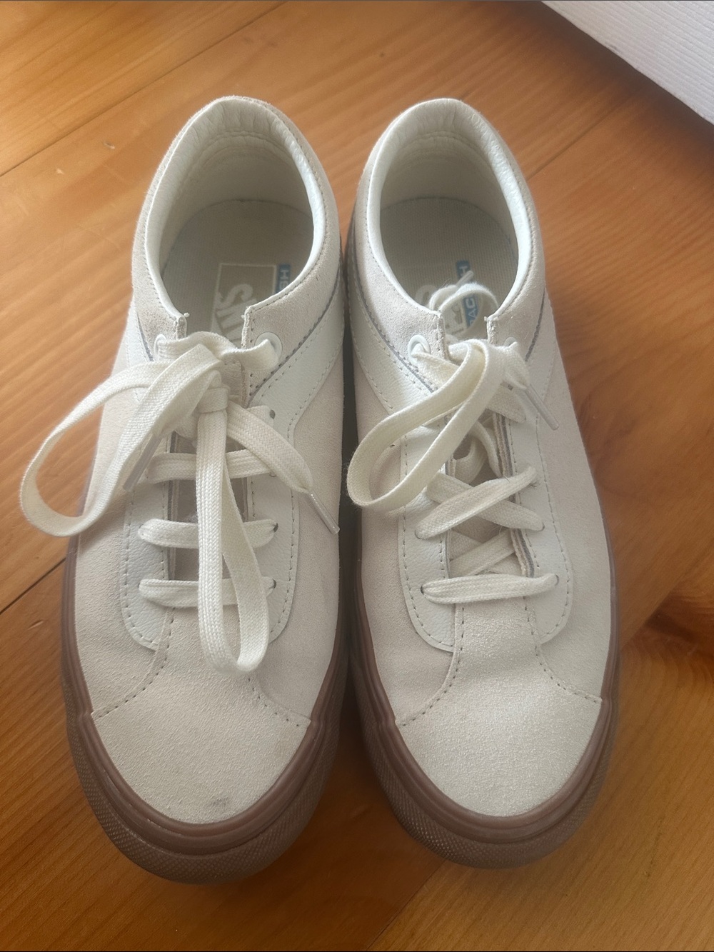 Vans Cream Lace-Up Sneakers with Brown Gum Sole